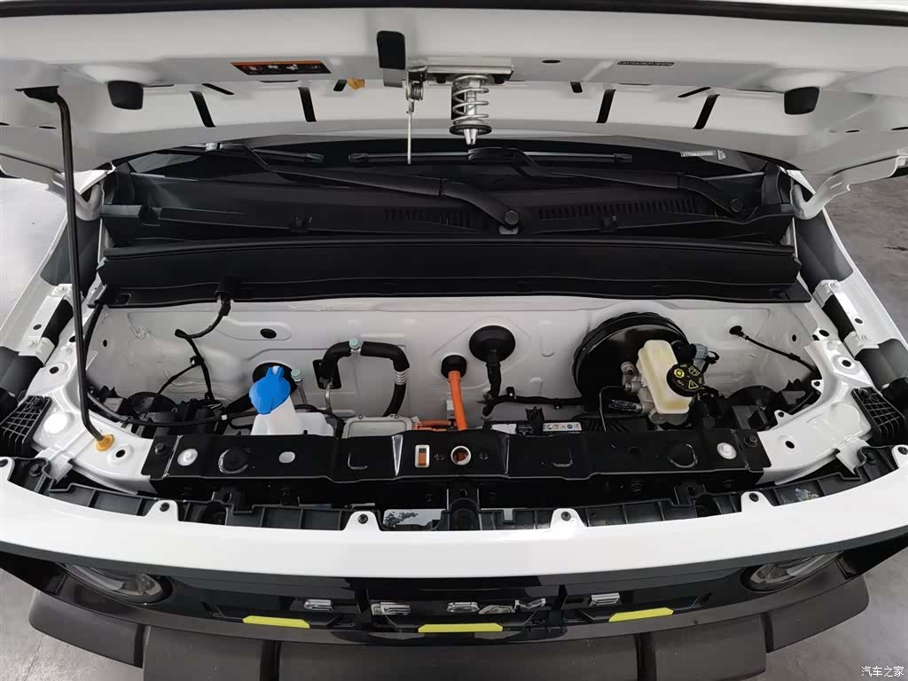 Geely Panda, 2024 6