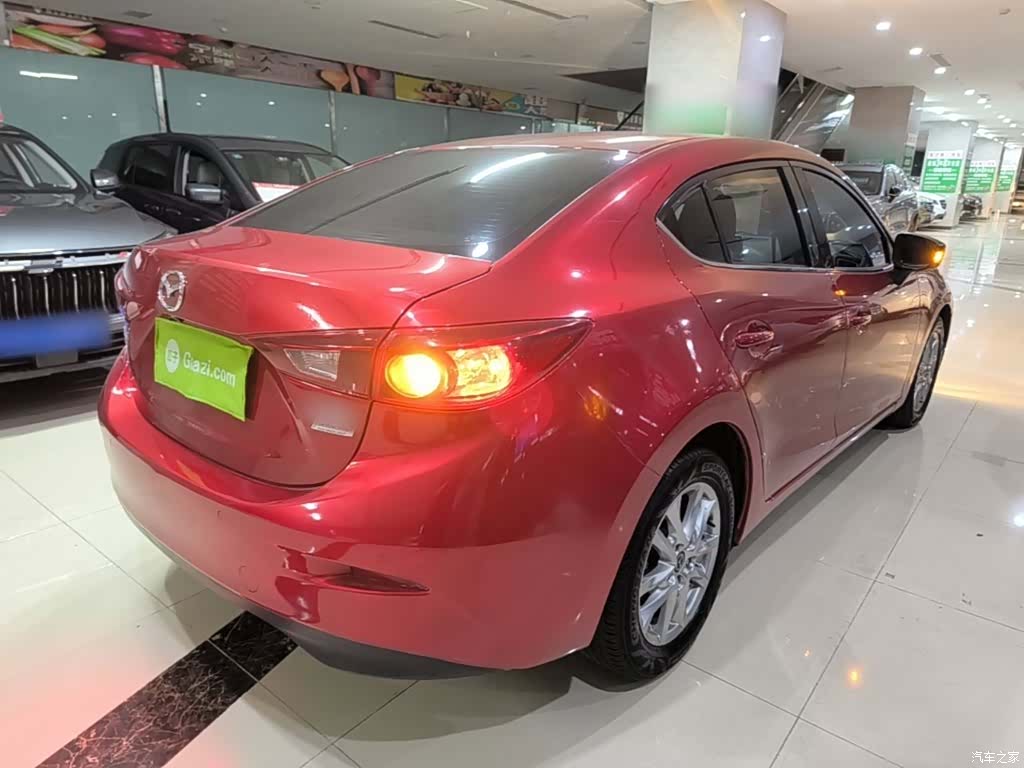 Mazda Mazda3, 2015 7