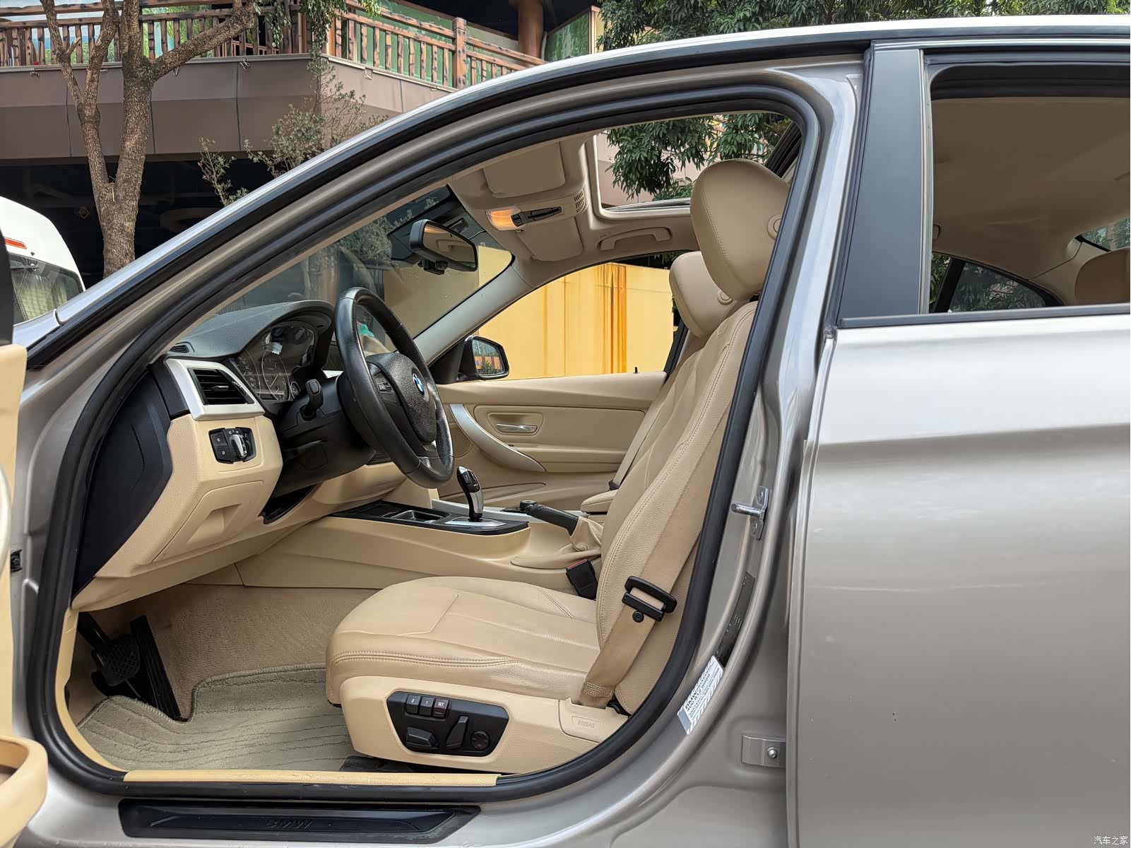 BMW 3 Series, 2015 7