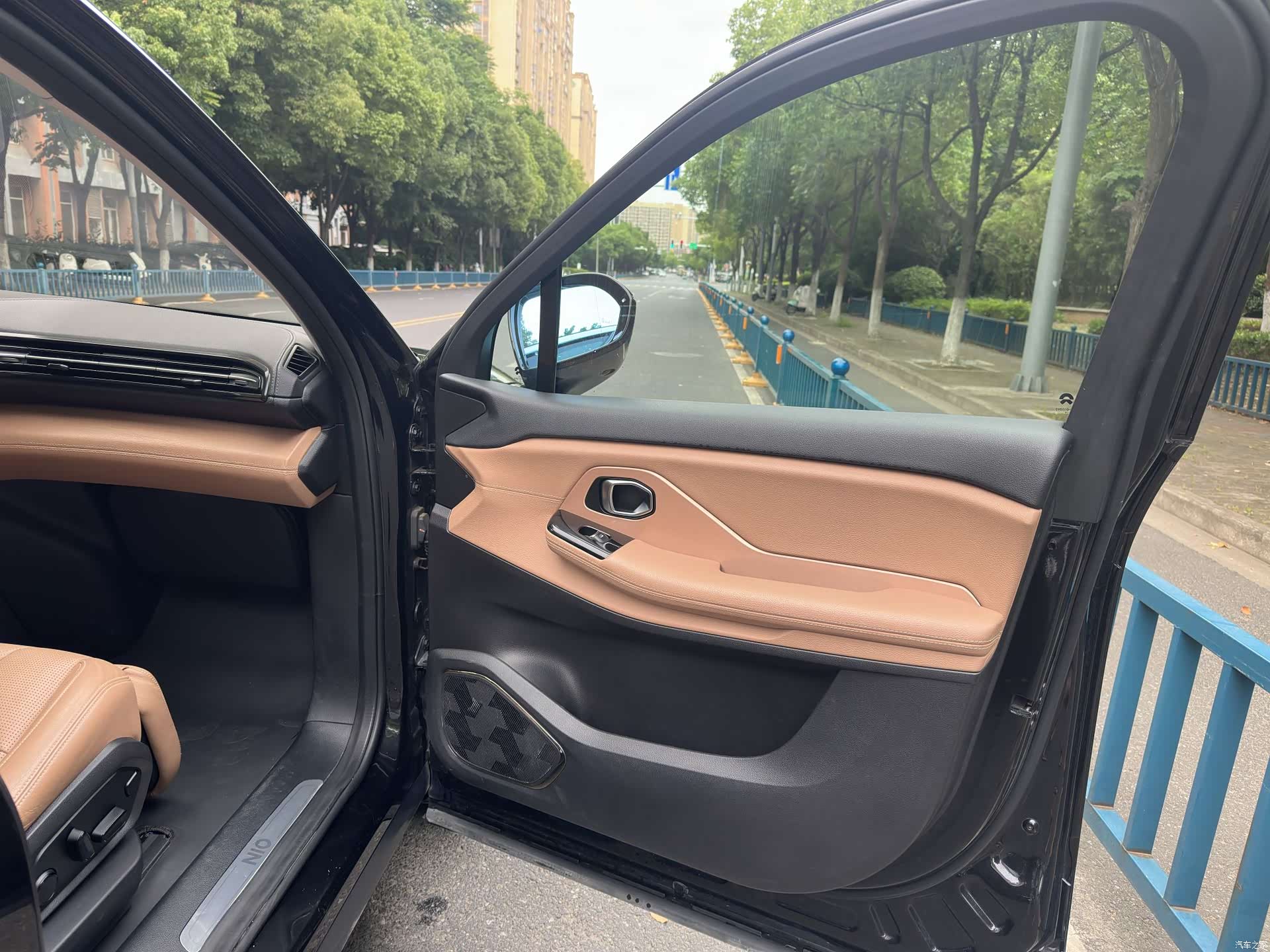 NIO ES8, 2019 8