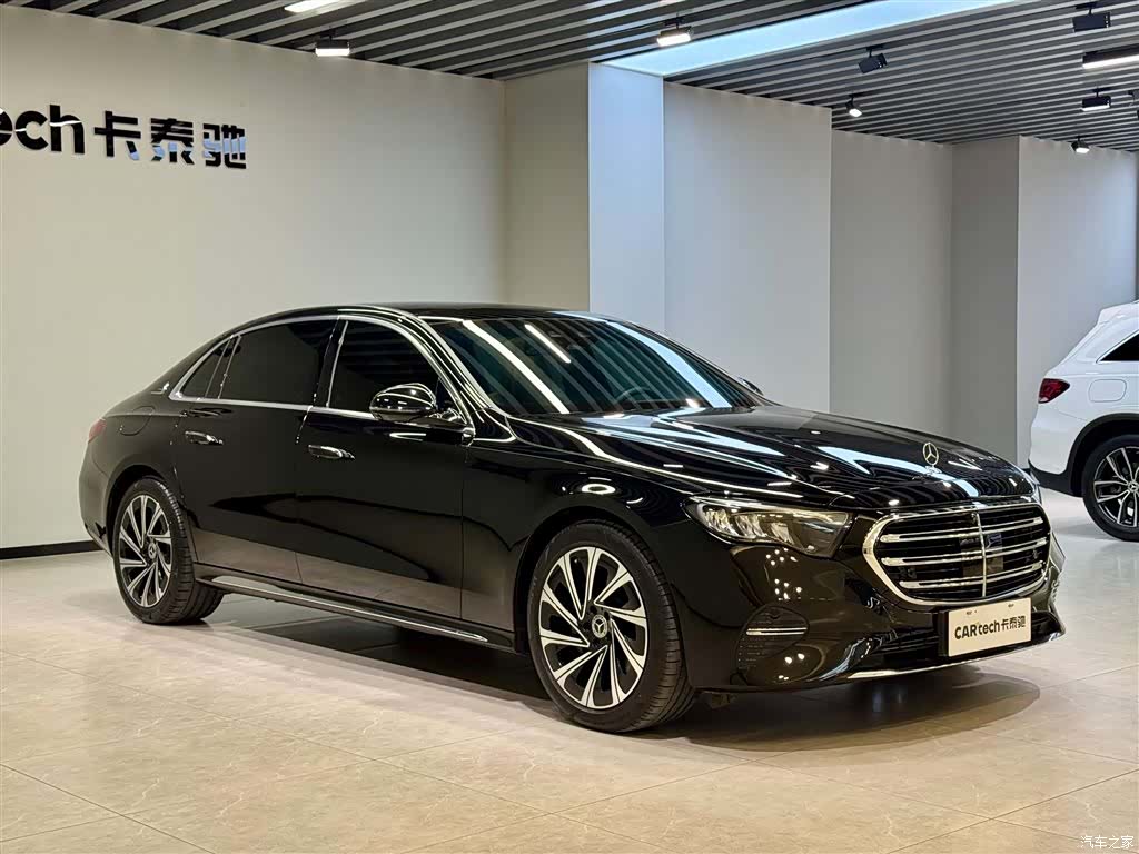 Mercedes-Benz E-Class, 2024 2