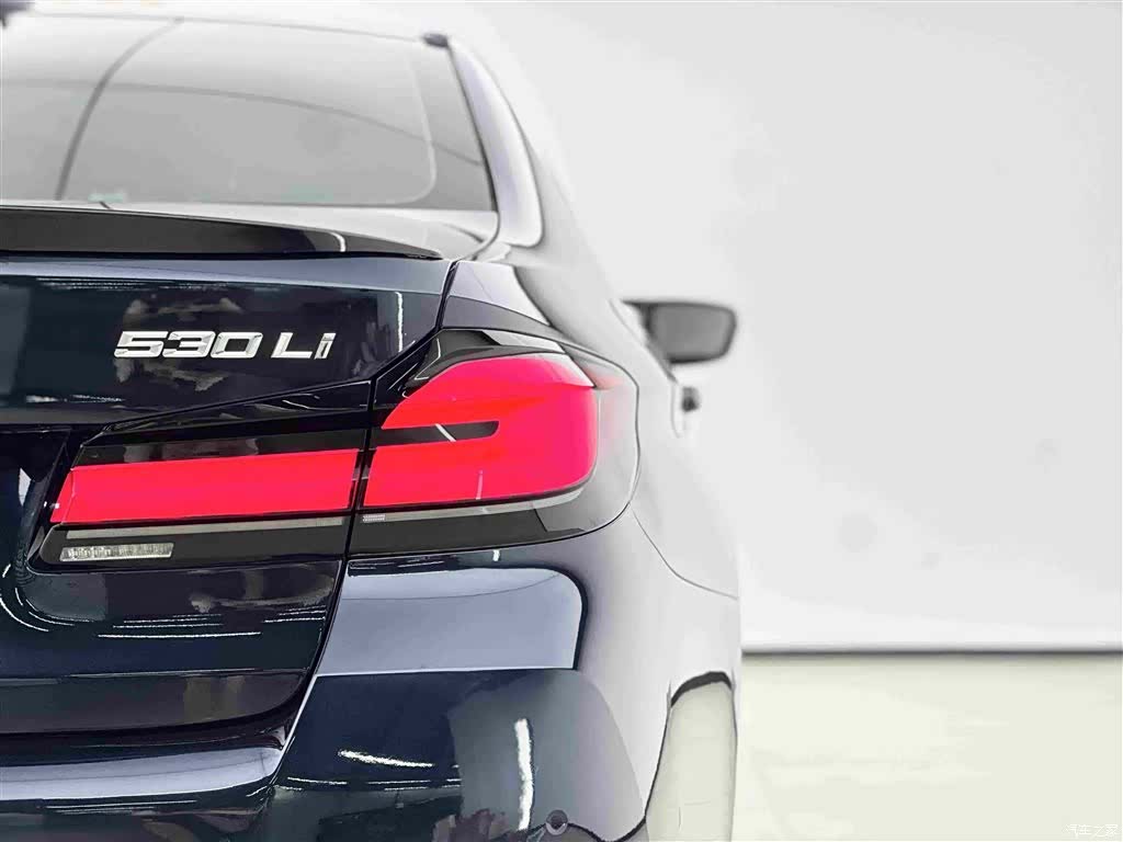 BMW 5 Series, 2023 16
