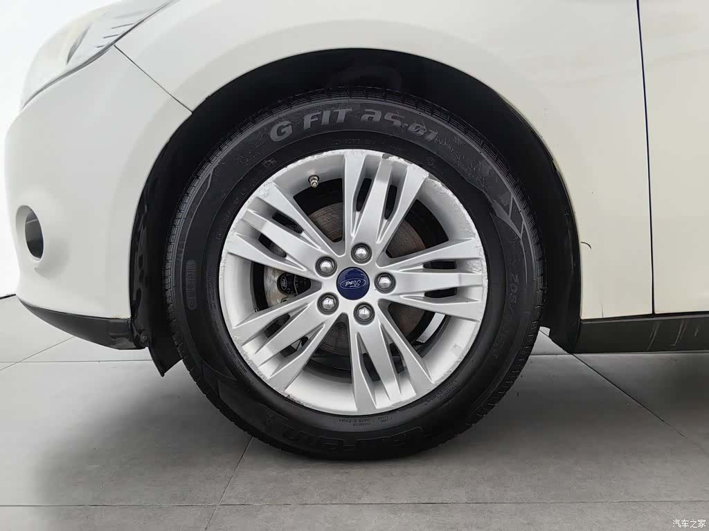 Ford Focus, 2013 17