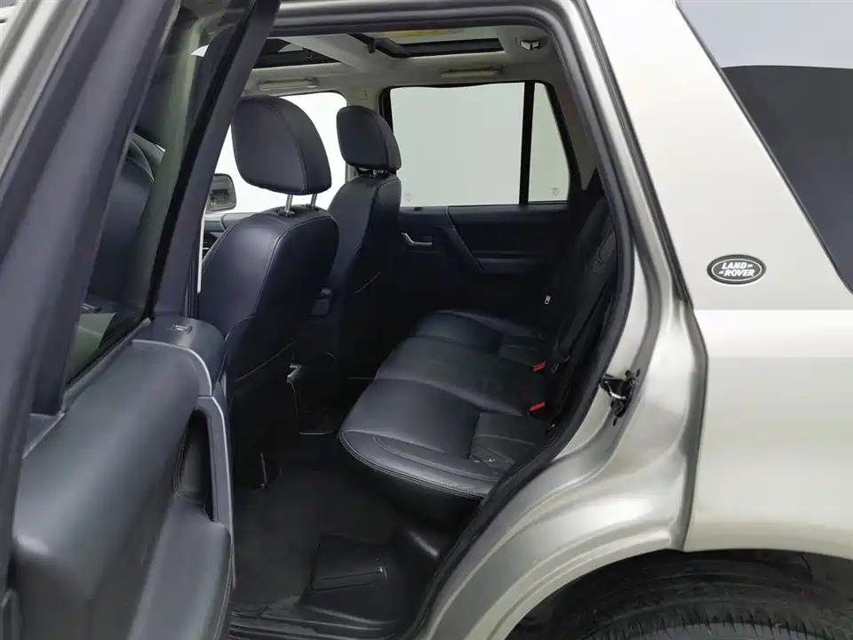 Land Rover Freelander 2