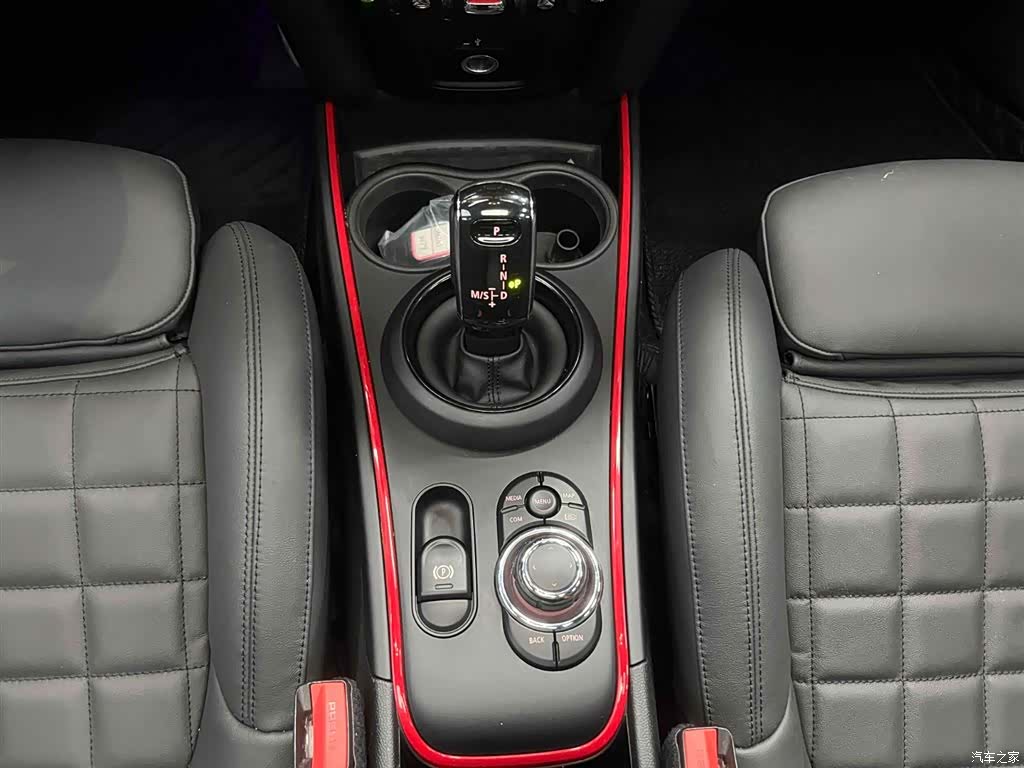 Mini Cooper, 2022 все фото