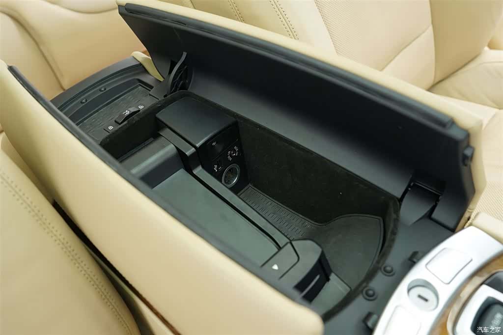 BMW 7 Series, 2015 22