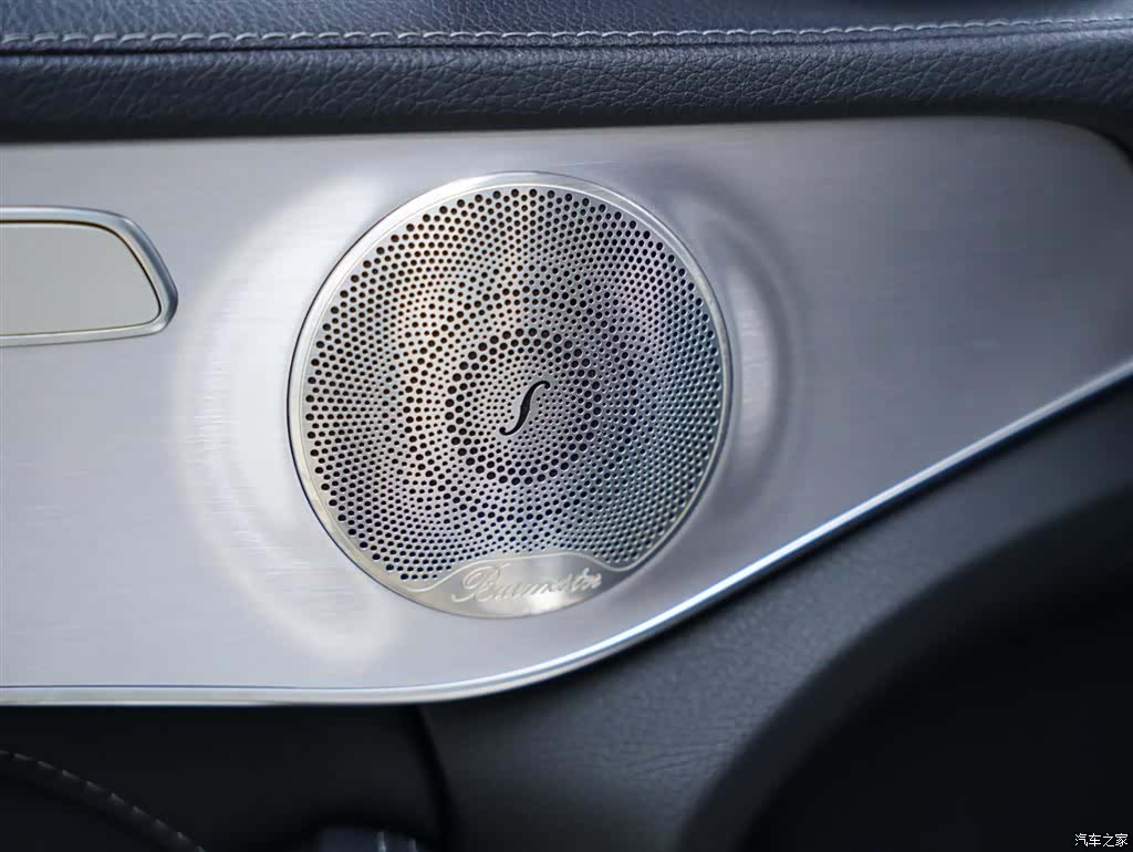 Mercedes-Benz C-Class, 2019 31