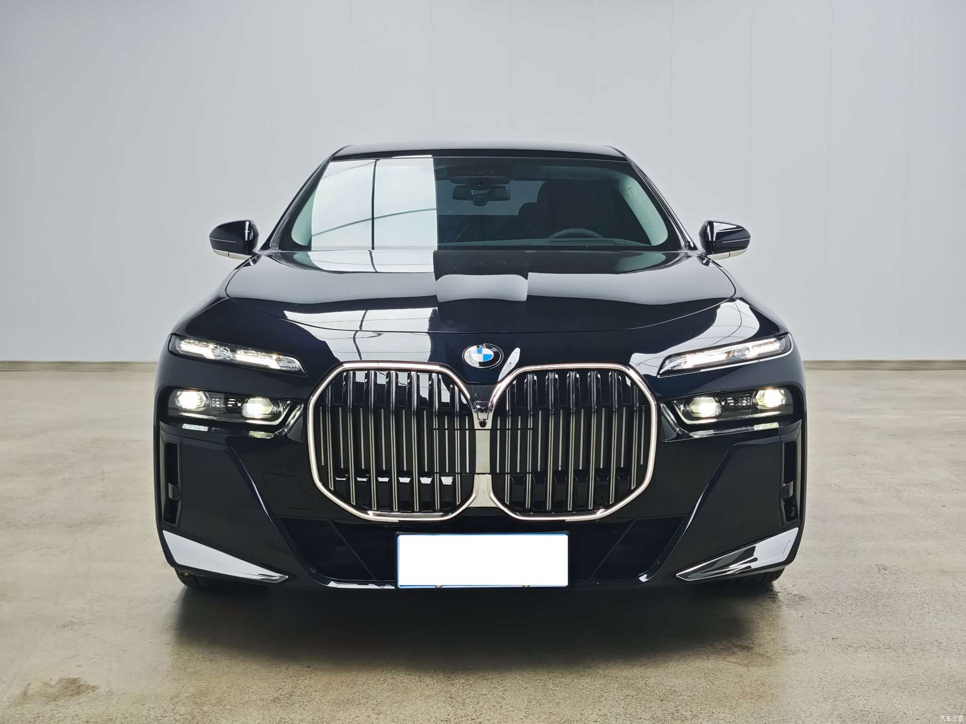 BMW 7 Series, 2026 2