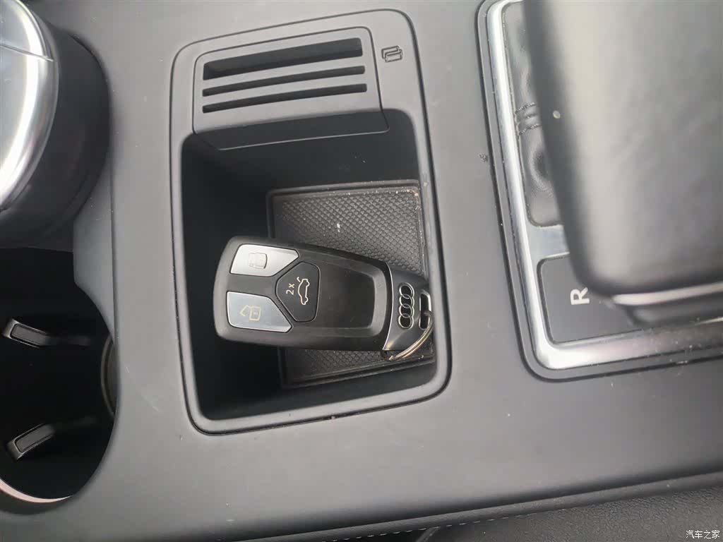 Audi A4L, 2021 9