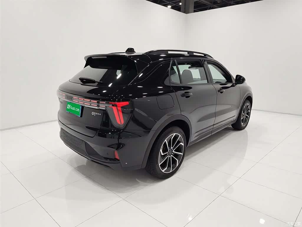 Lynk & Co 01, 2023 все фото