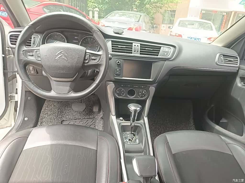 Citroen C3-XR, 2015 10