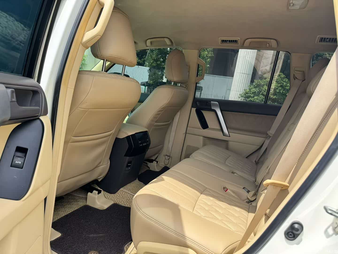 Toyota Prado, 2015 все фото