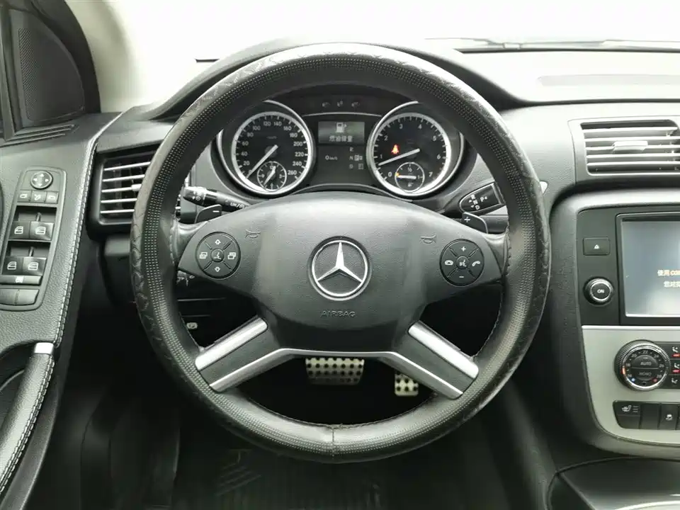 Mercedes-Benz R-class