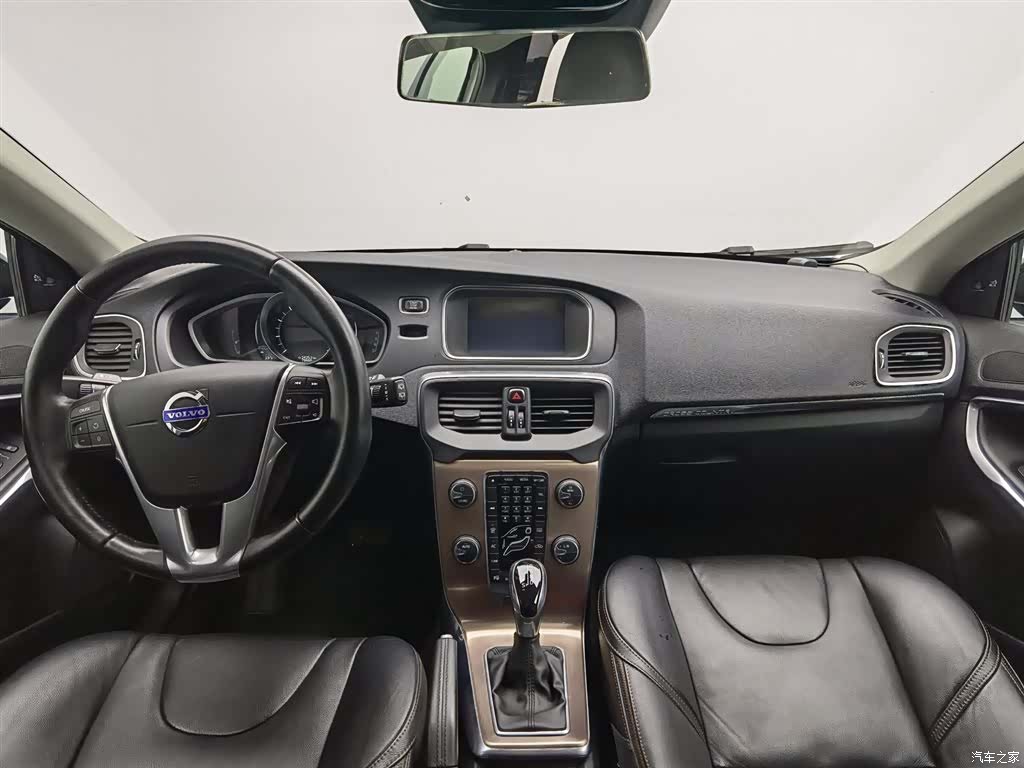 Volvo V40, 2014 все фото