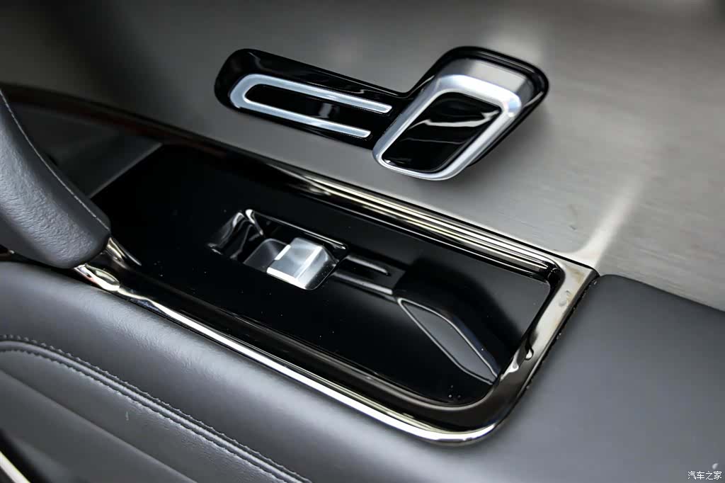 Land Rover Range Rover, 2025 26