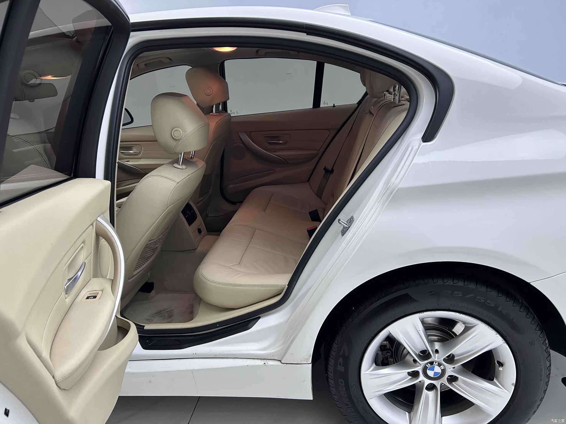 BMW 3 Series, 2015 6