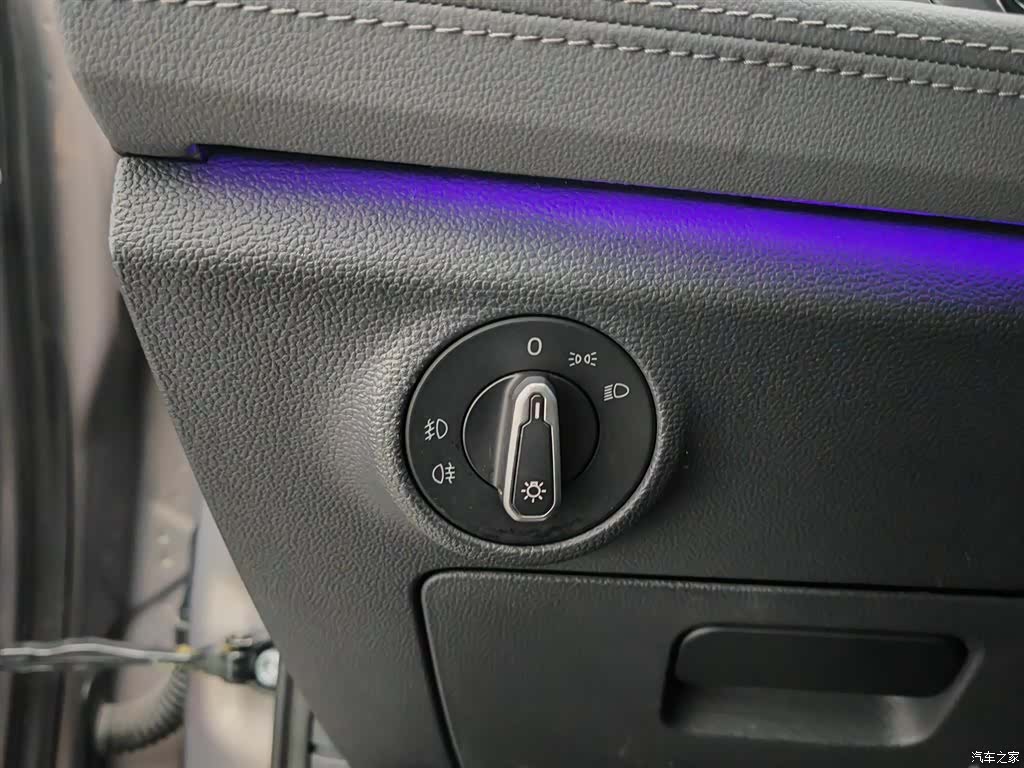 Volkswagen Sagitar, 2021 21