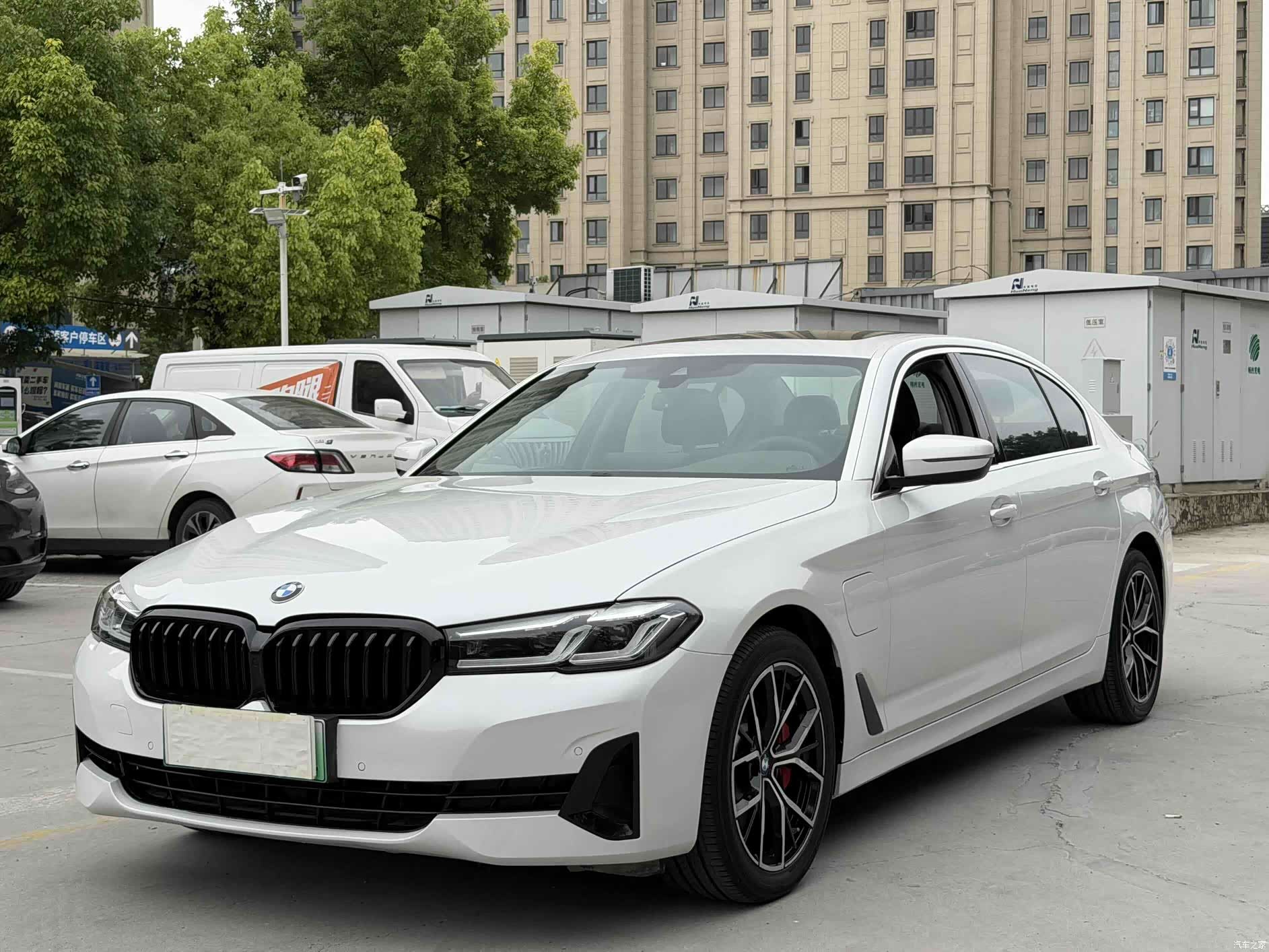 BMW 5 Series, 2021 1