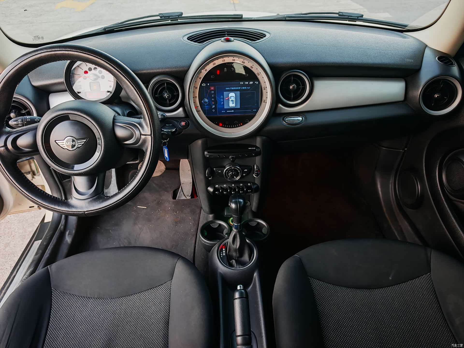 Mini ONE, 2014 11