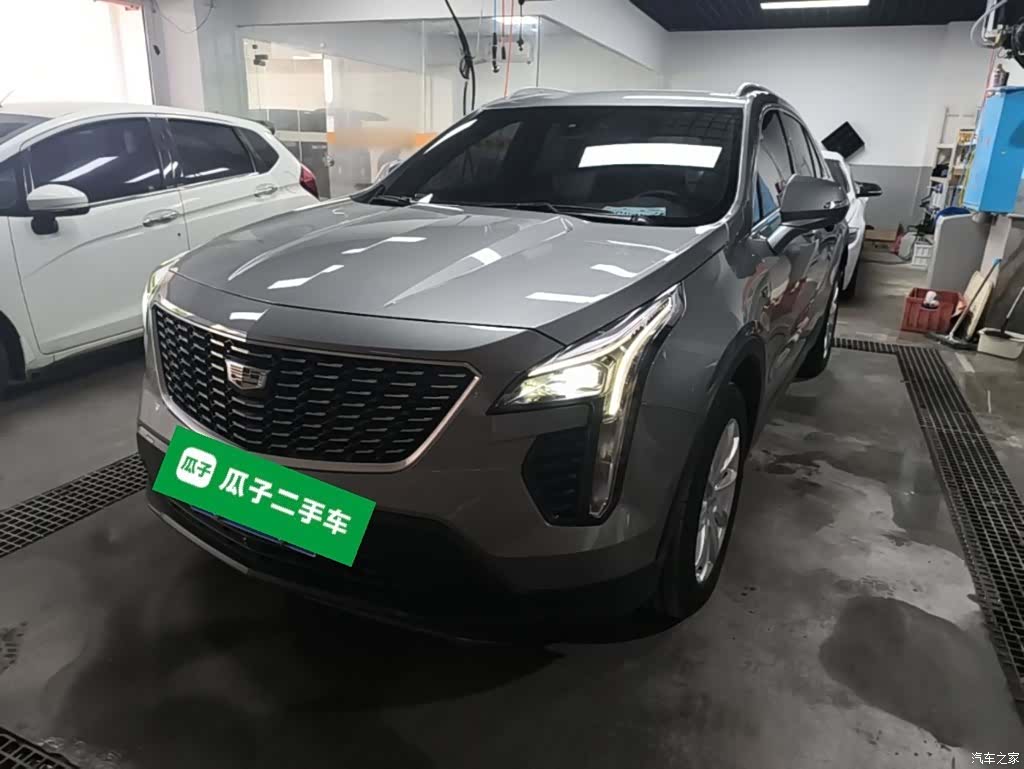 Cadillac XT4, 2023 1