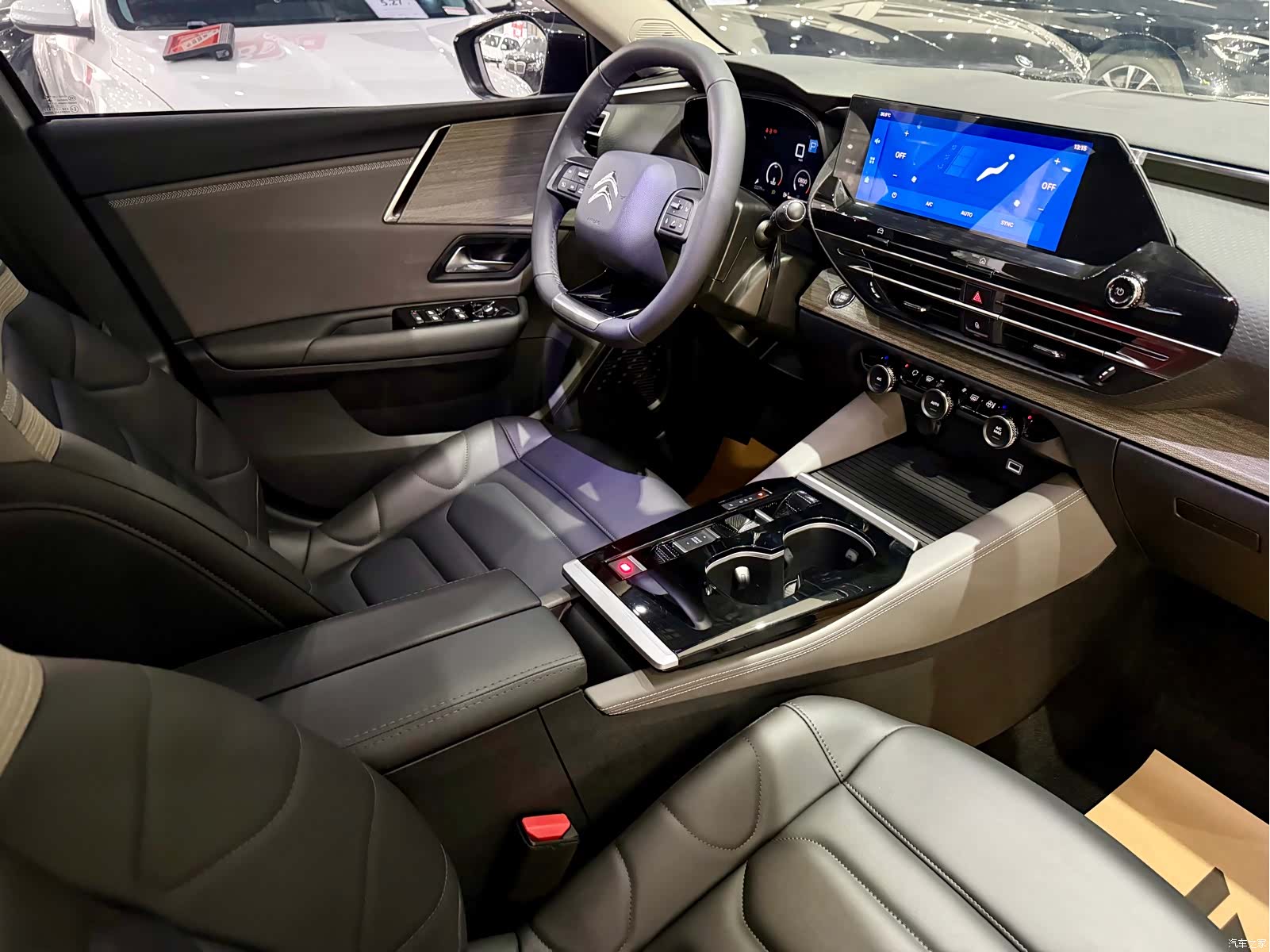 Citroen C5 X, 2023 4
