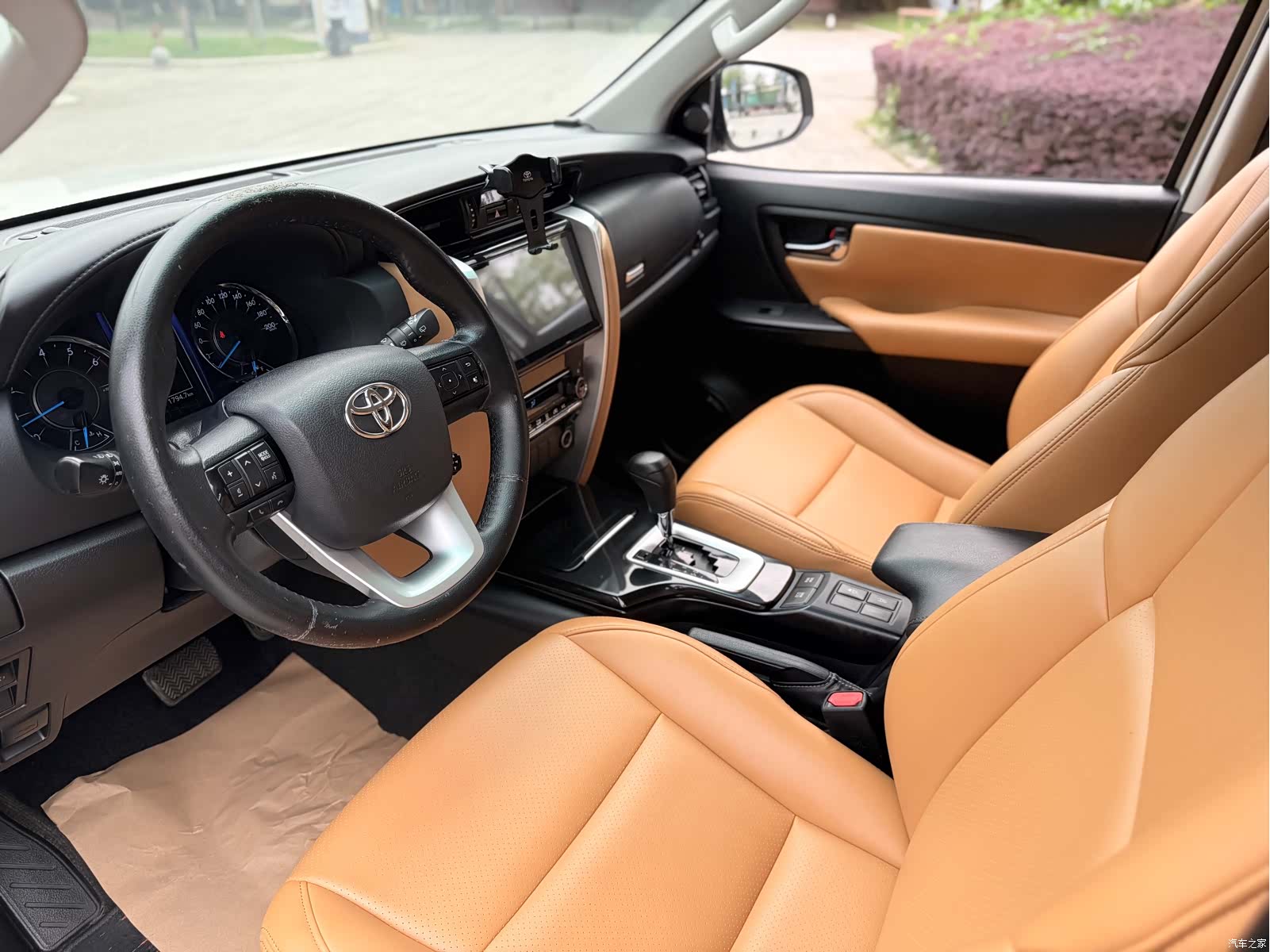 Toyota Fortuner, 2018 10