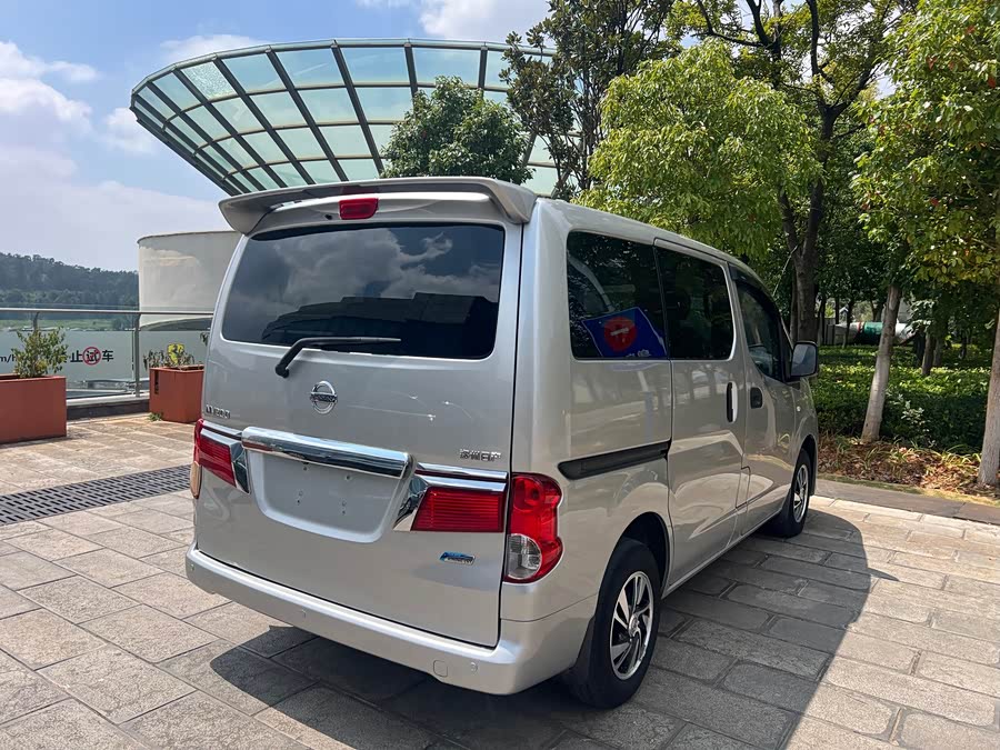 Nissan NV200 2016, фото 15