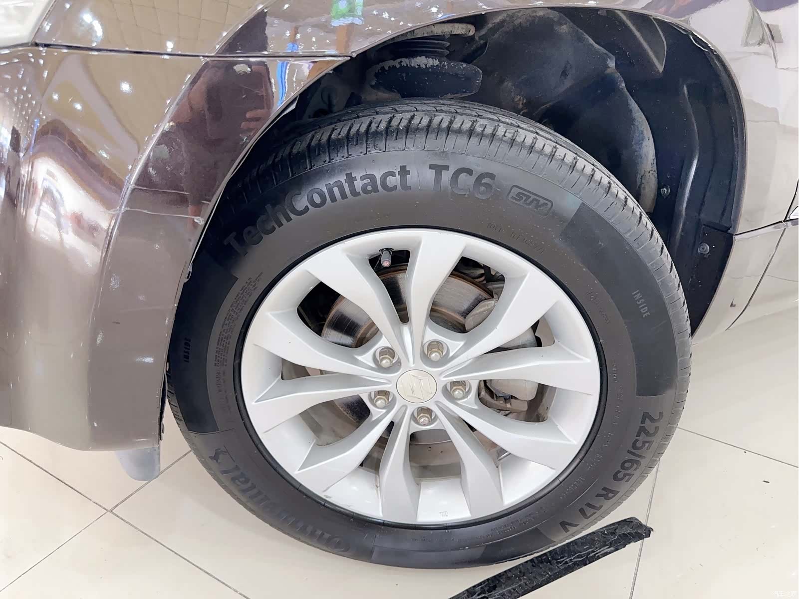 Suzuki AT5, 2014 3