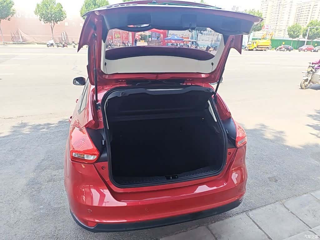 Ford Focus, 2016 19
