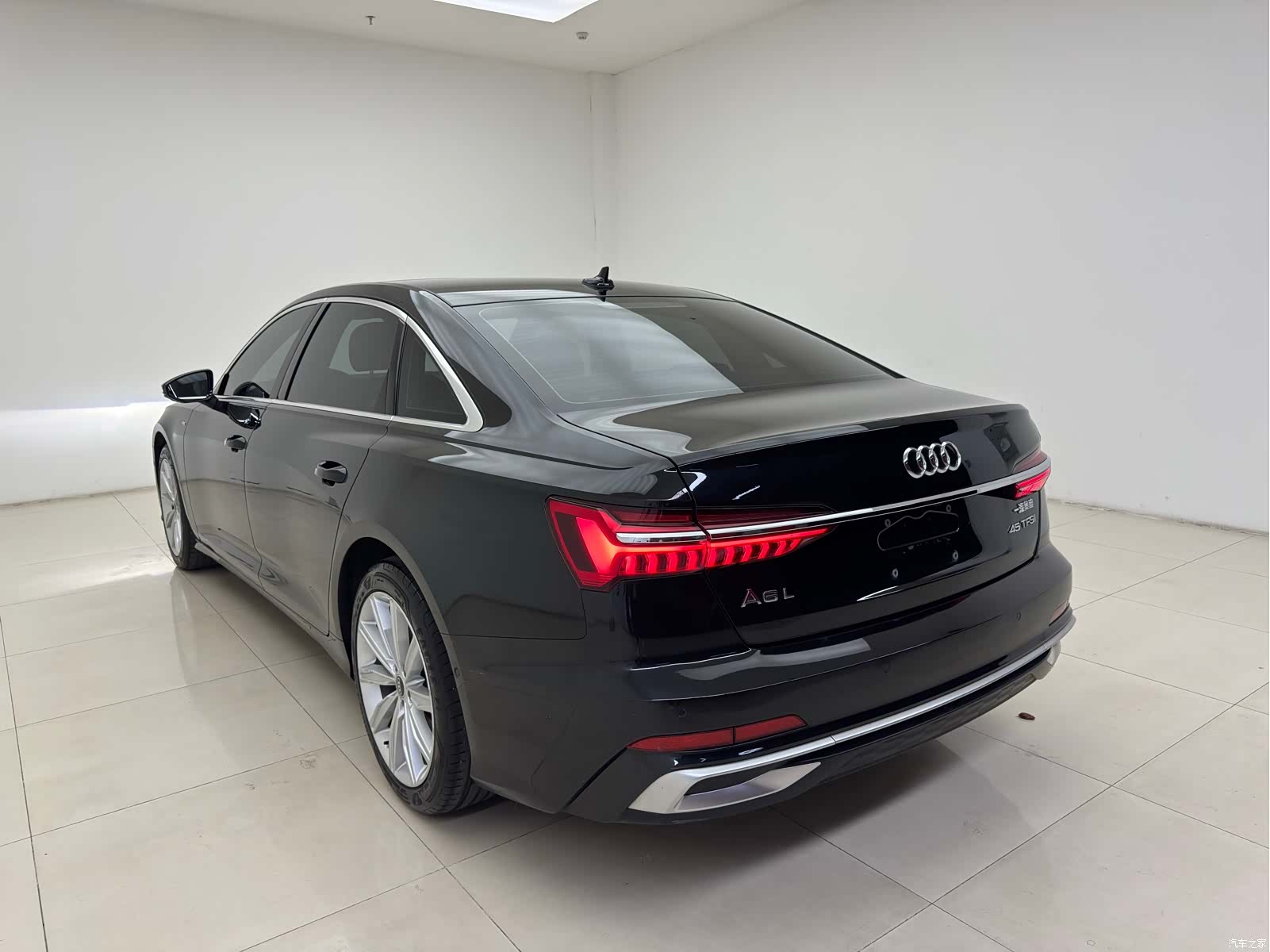 Audi A6L, 2023 все фото