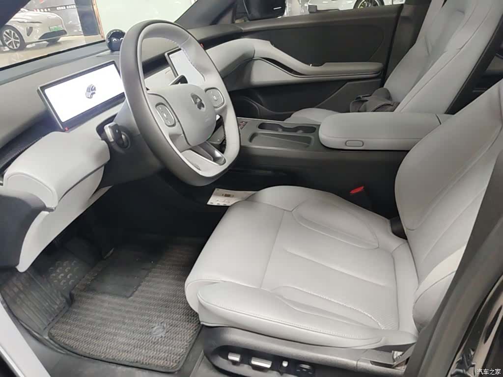 NIO ET5, 2025 11