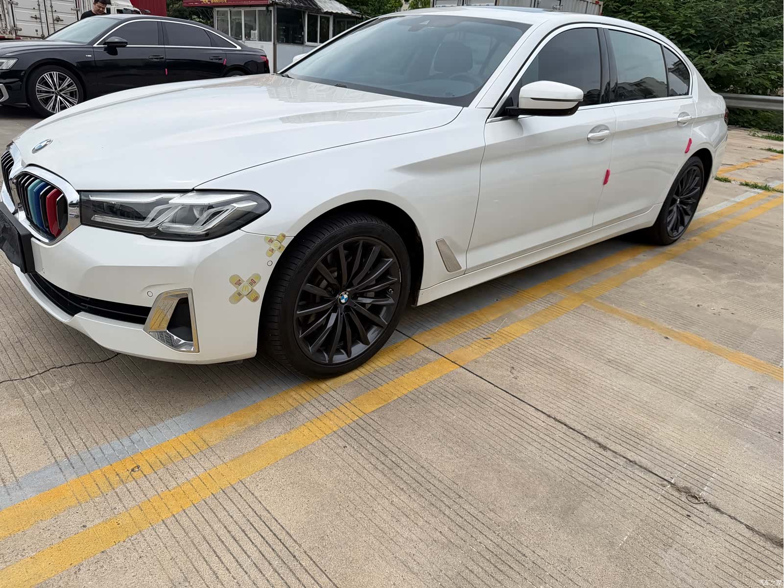 BMW 5 Series, 2021 1