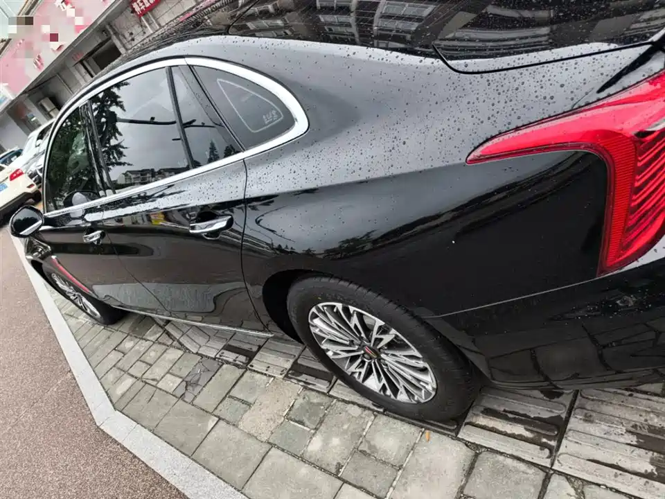 Hongqi H5