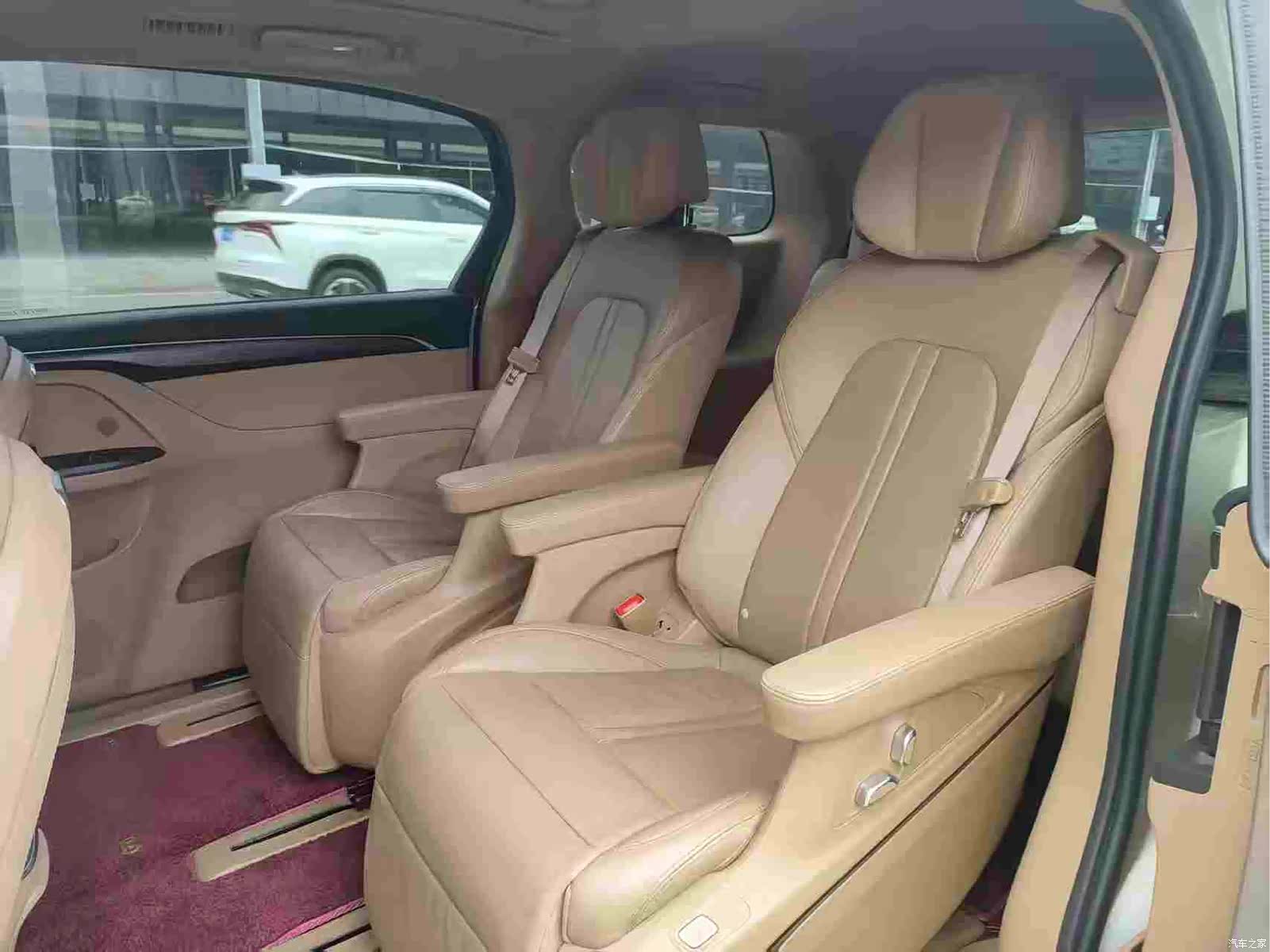 Buick GL8, 2020 11