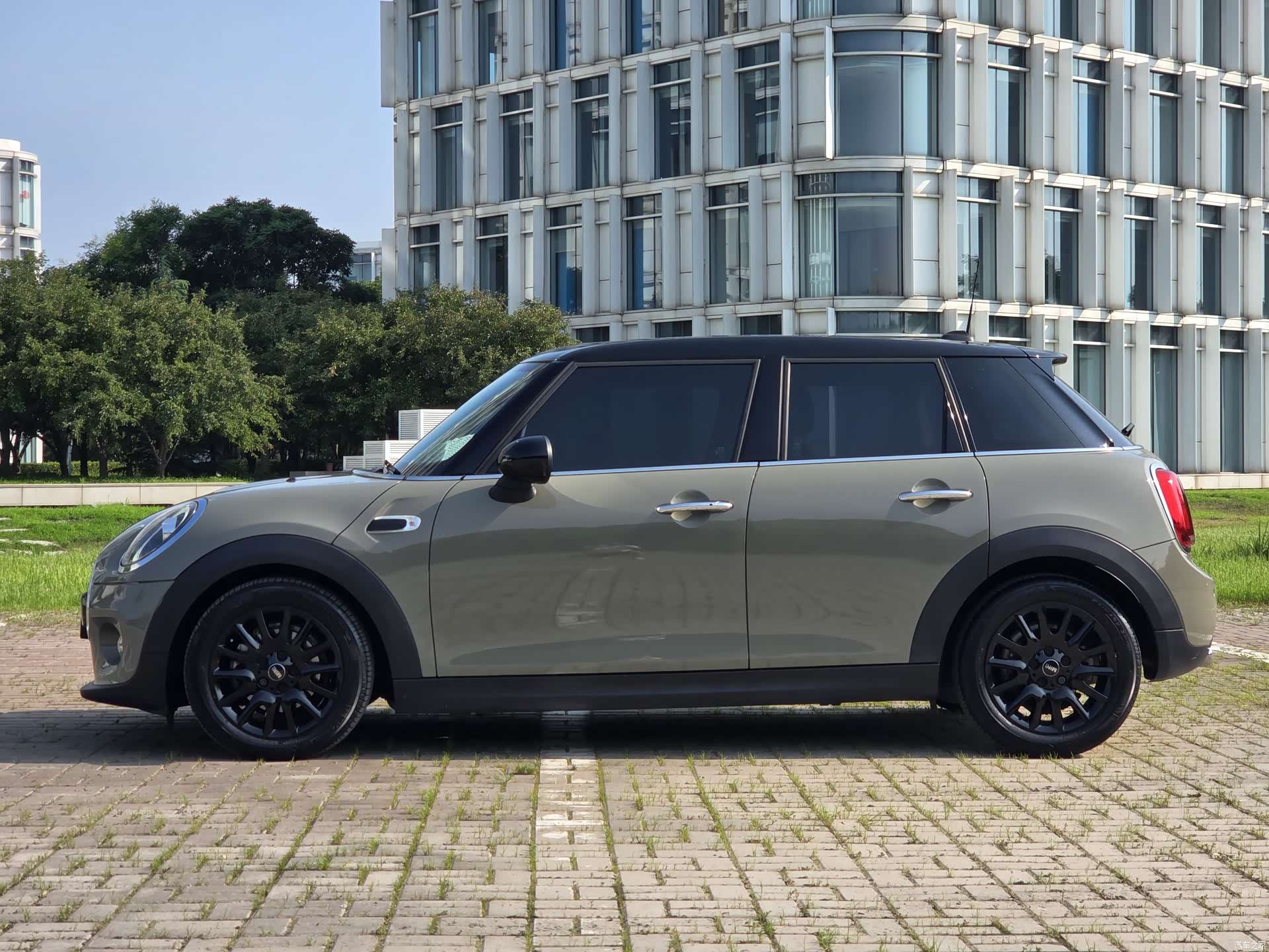 Mini Cooper, 2019 4