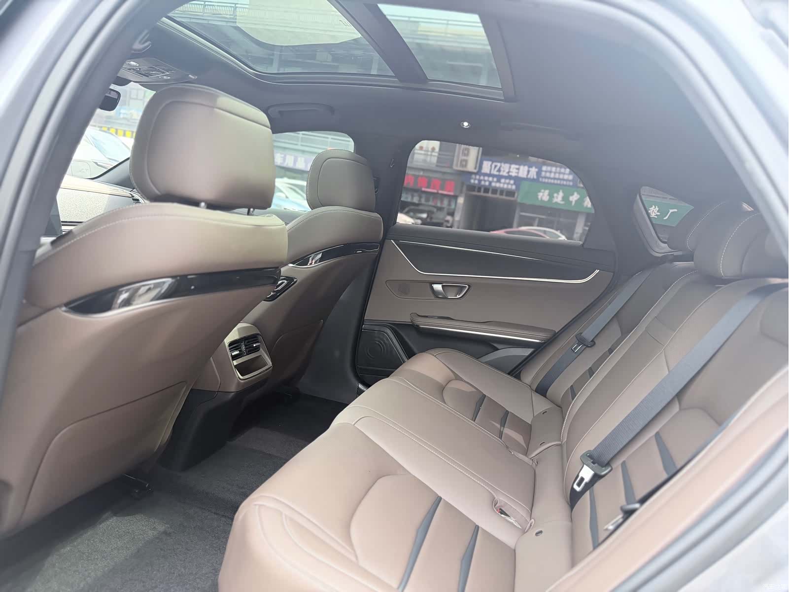 BYD Han, 2022 8