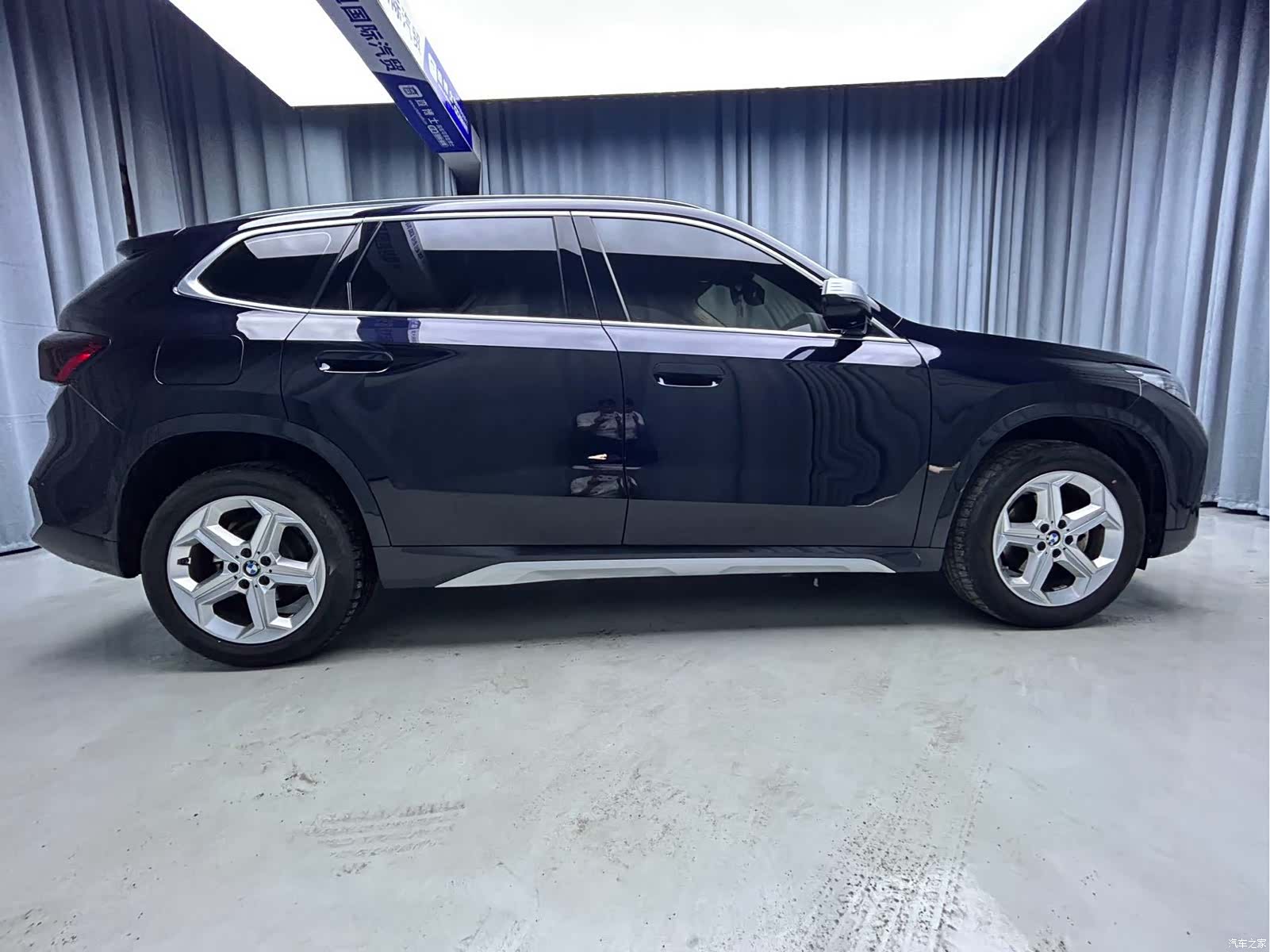 BMW X1, 2023 все фото