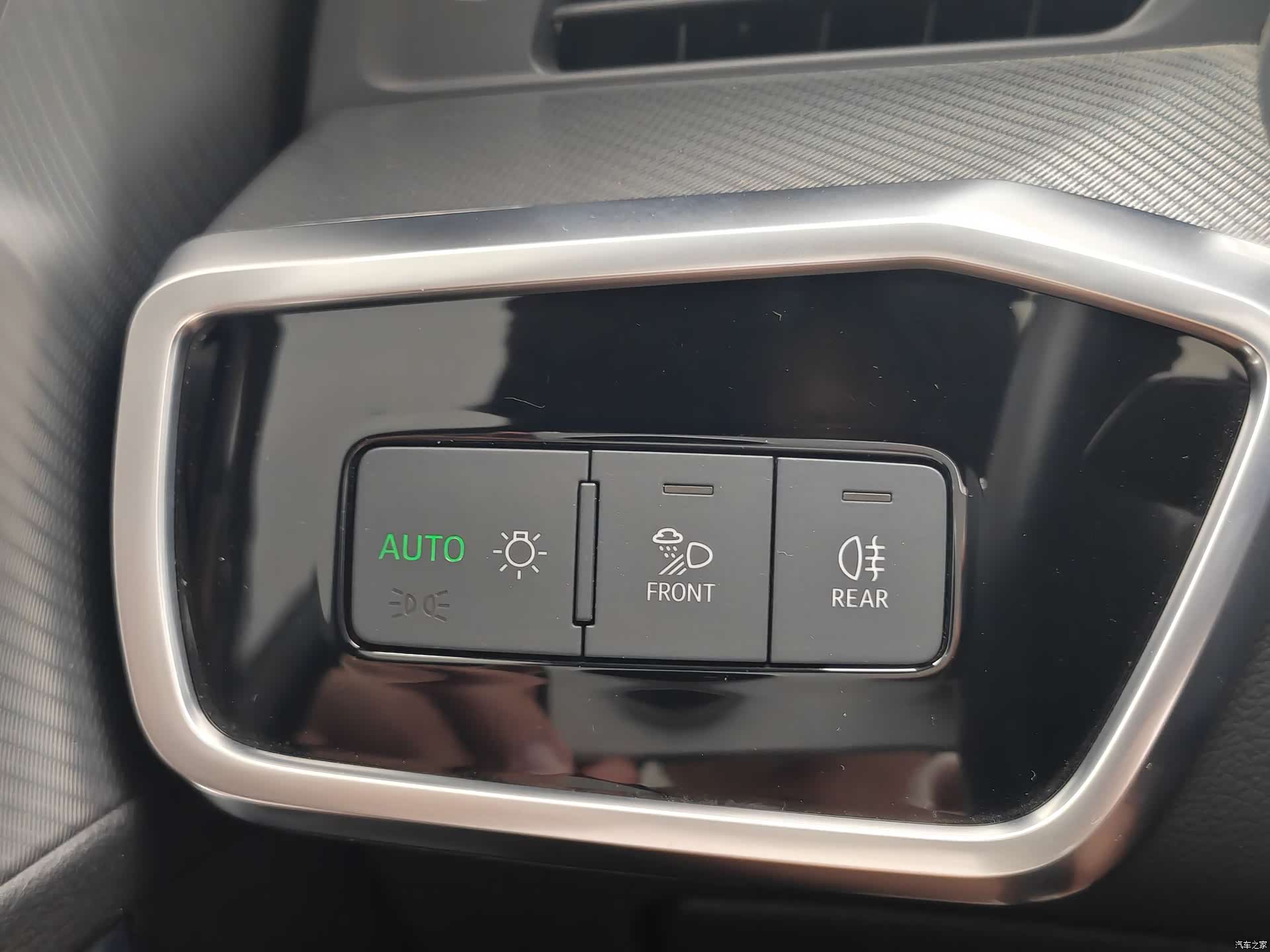 Audi A6L, 2021 27