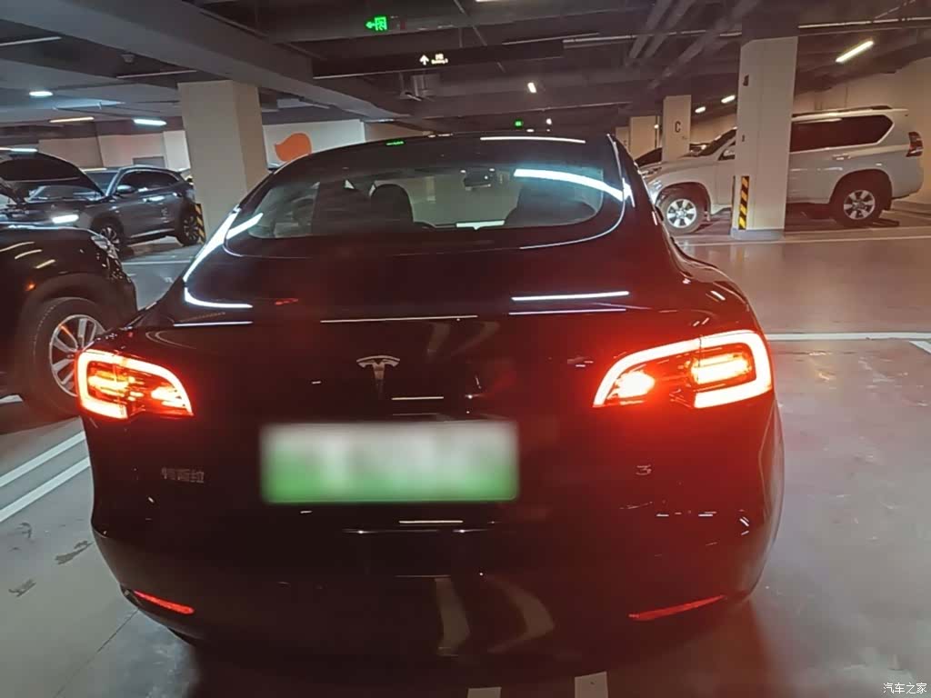 Tesla Model 3, 2022 6