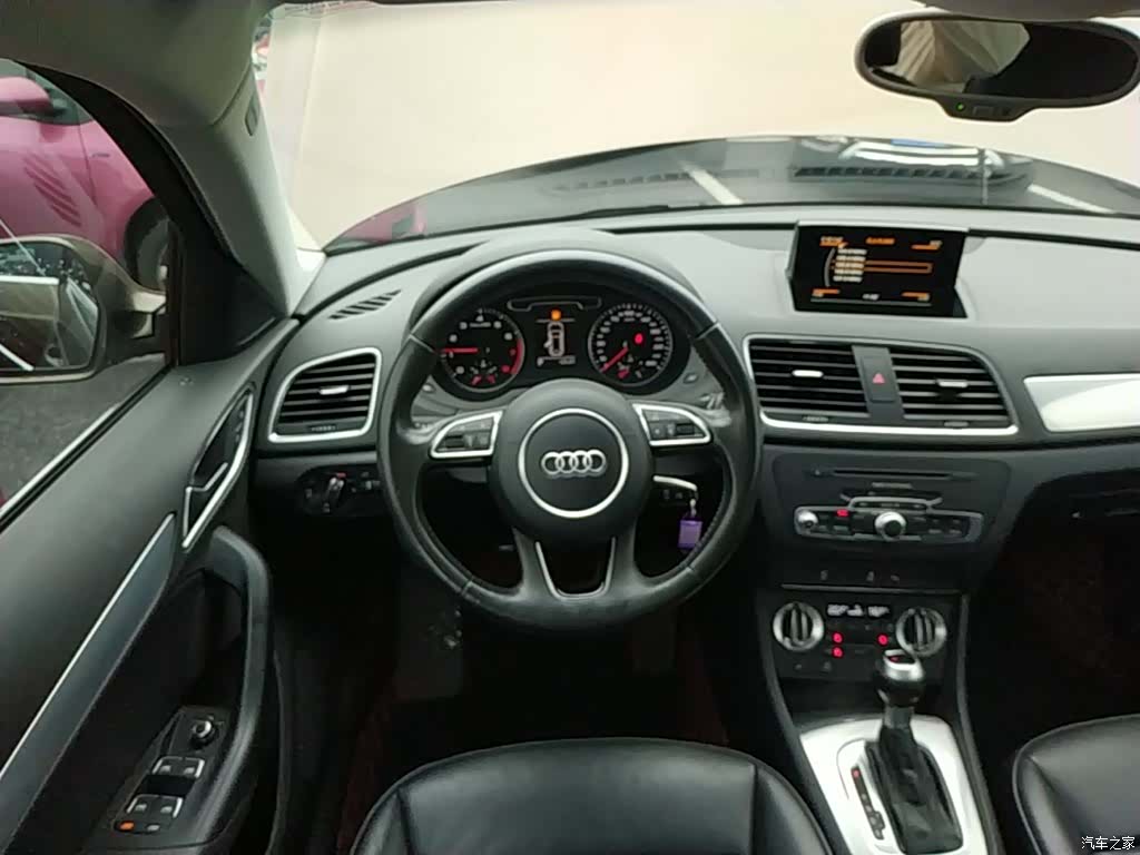 Audi Q3, 2015 11