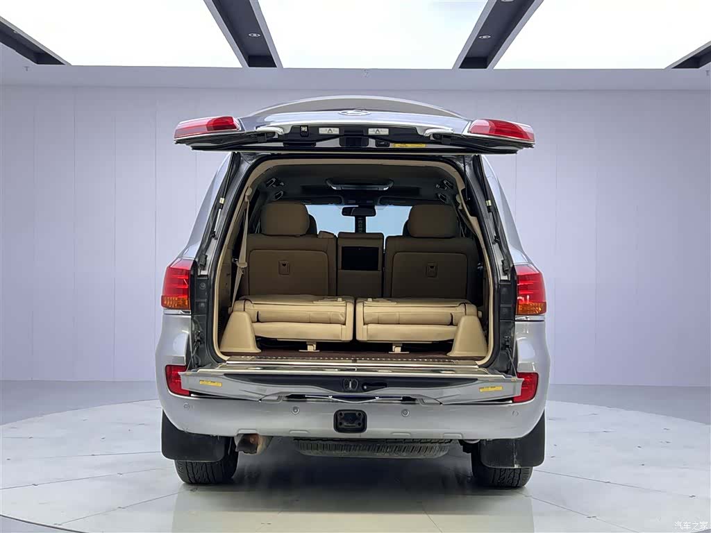 Lexus LX, 2008 19