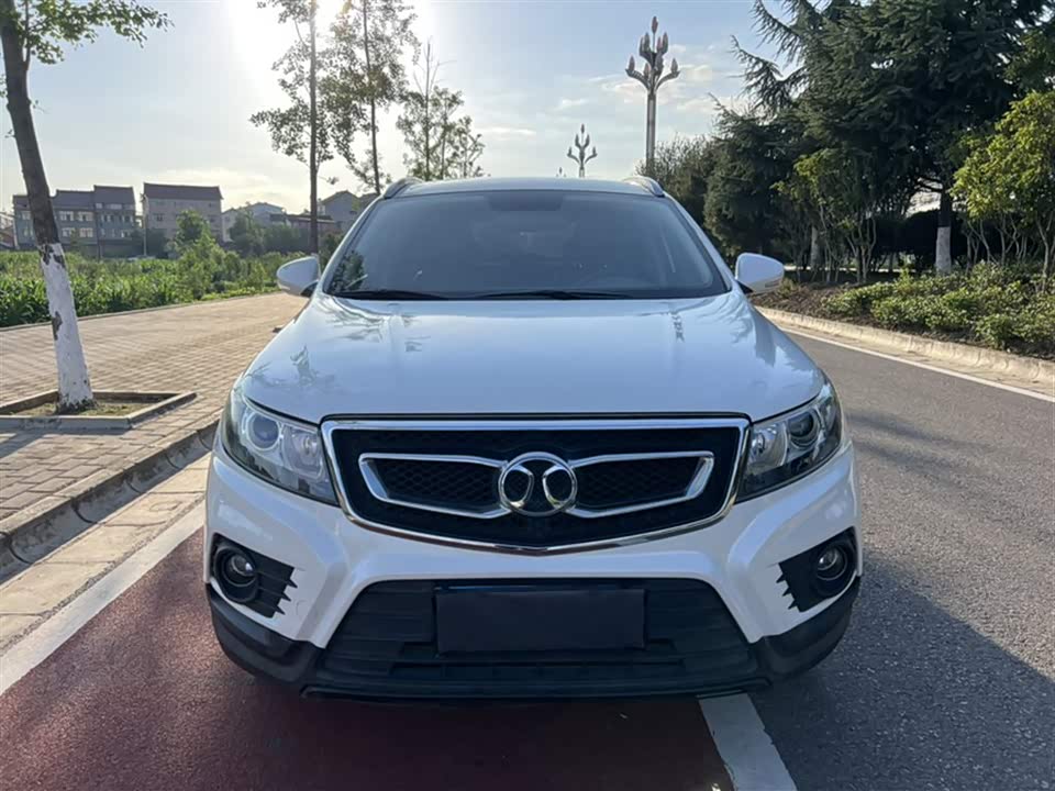 BAIC Shenbao X55