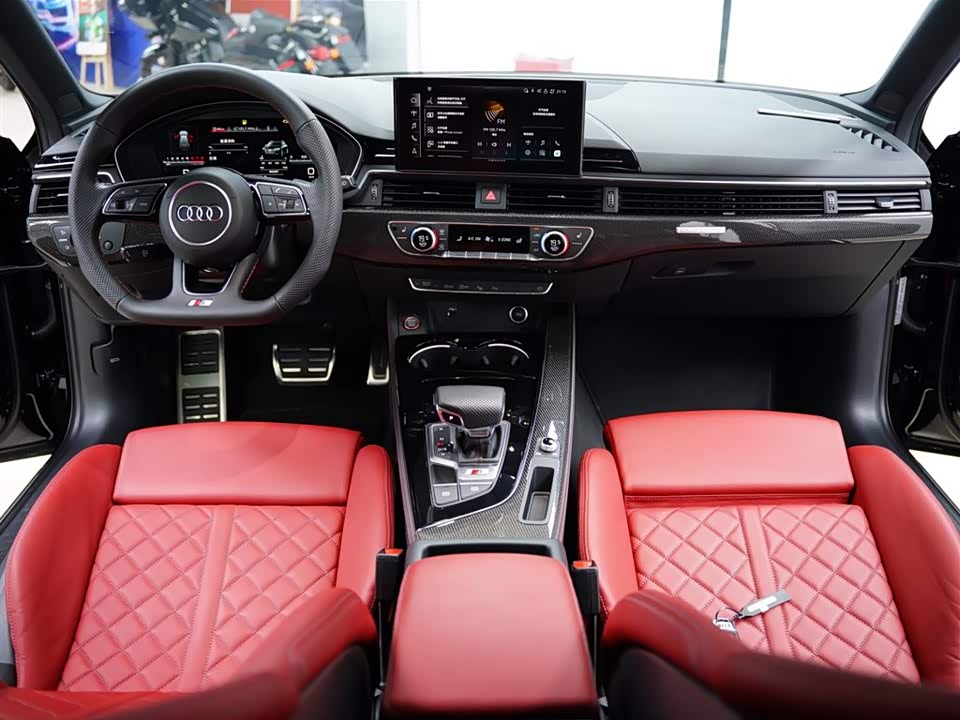 Audi S4 Audi S4
