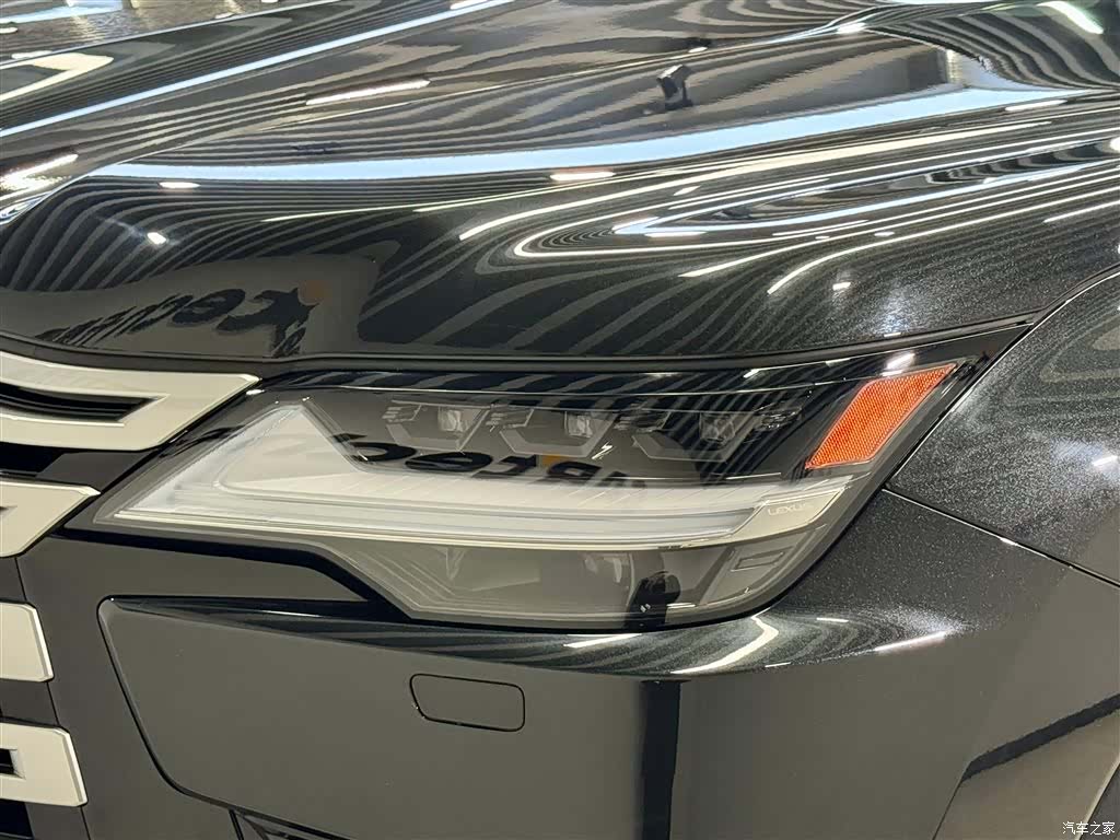 Lexus LX, 2025 8