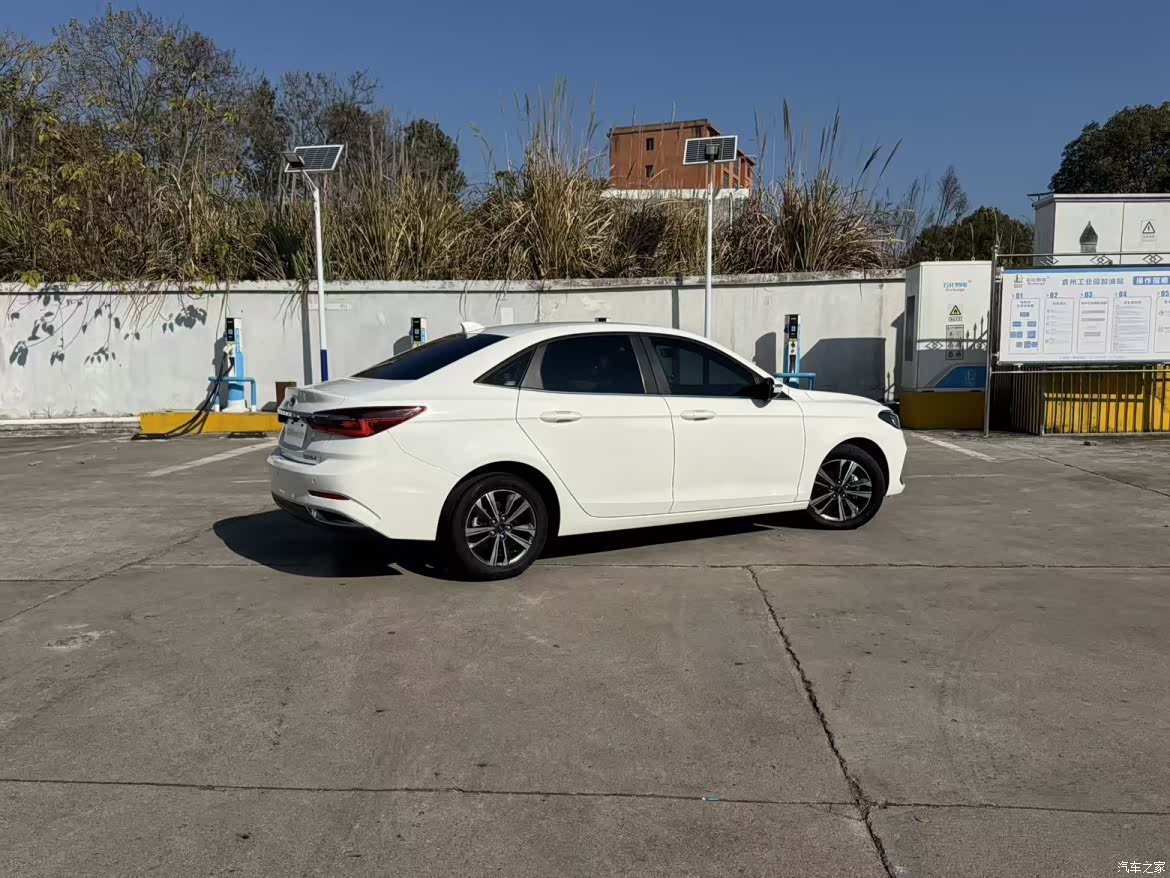 Kia K3, 2013 2