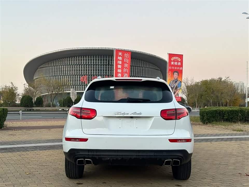 Zotye SR9
