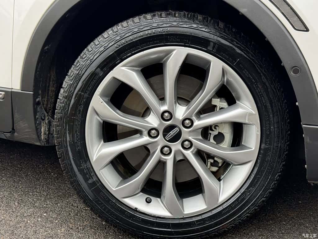 Lincoln MKC, 2017 19