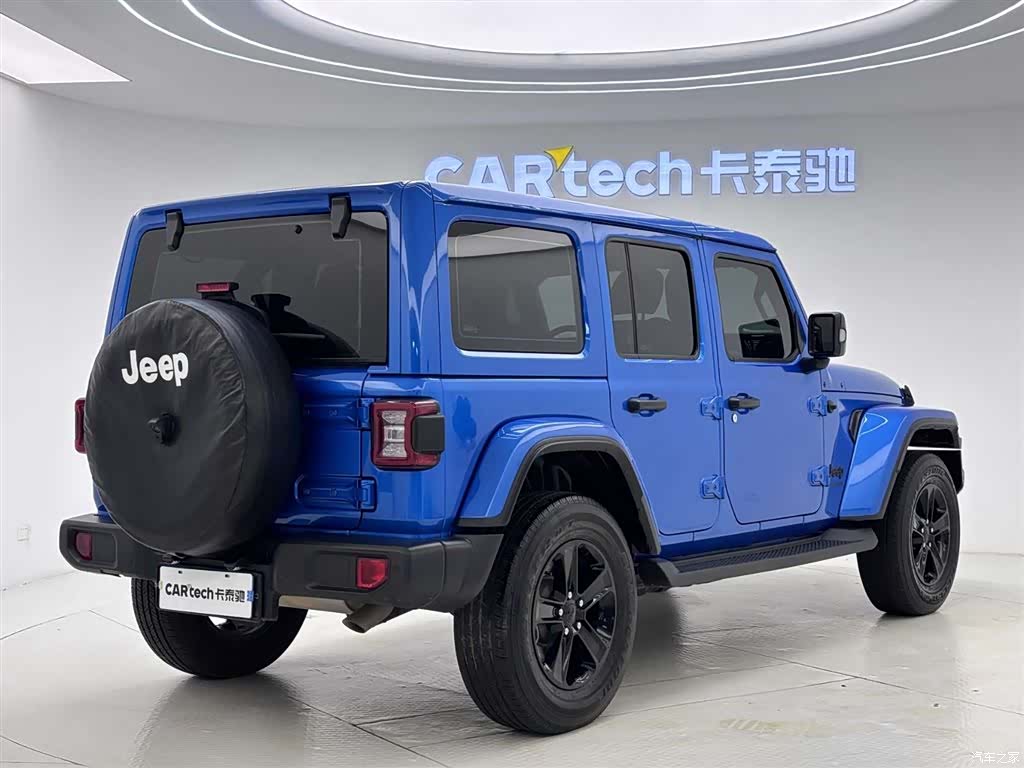Jeep Wrangler, 2023 все фото