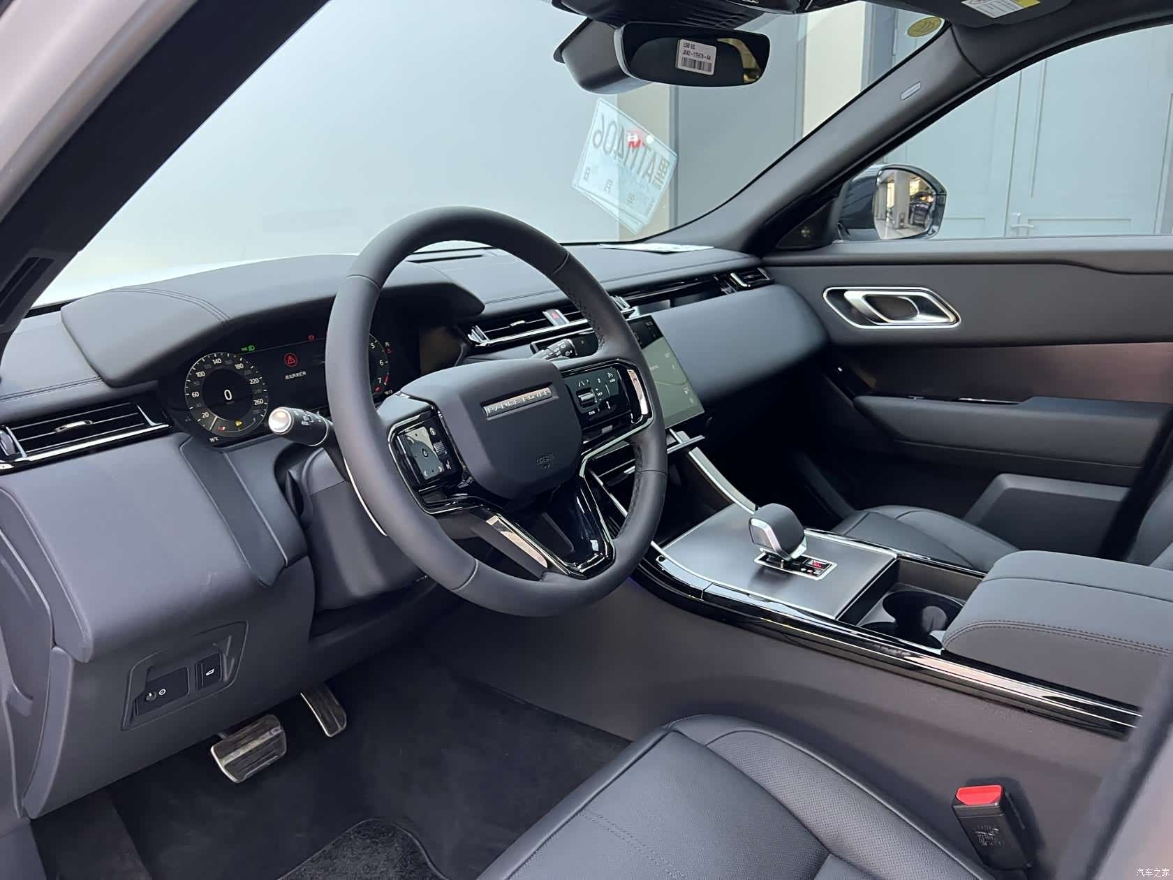 Land Rover Range Rover, 2026 11