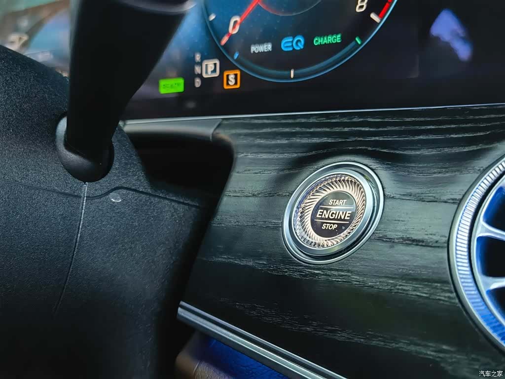 Mercedes-Benz E-Class, 2021 28